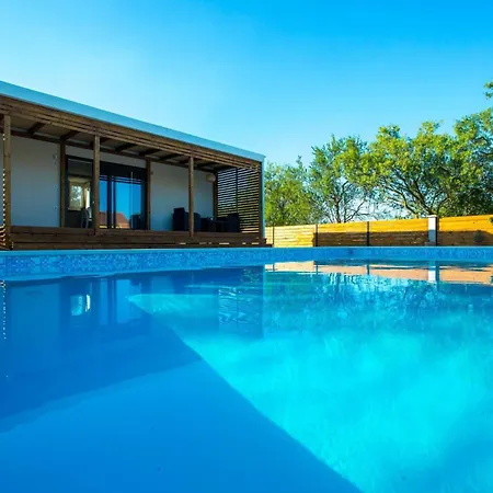 My Dalmatia - Relax With Private Pool * Sveti Filip i Jakov