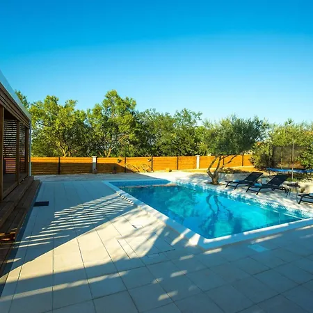My Dalmatia - Relax With Private Pool * Sveti Filip i Jakov