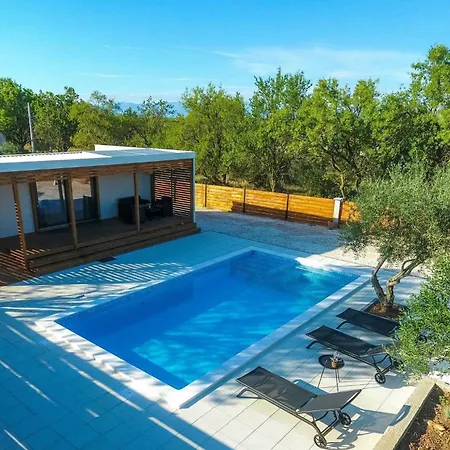My Dalmatia - Relax With Private Pool Sveti Filip i Jakov