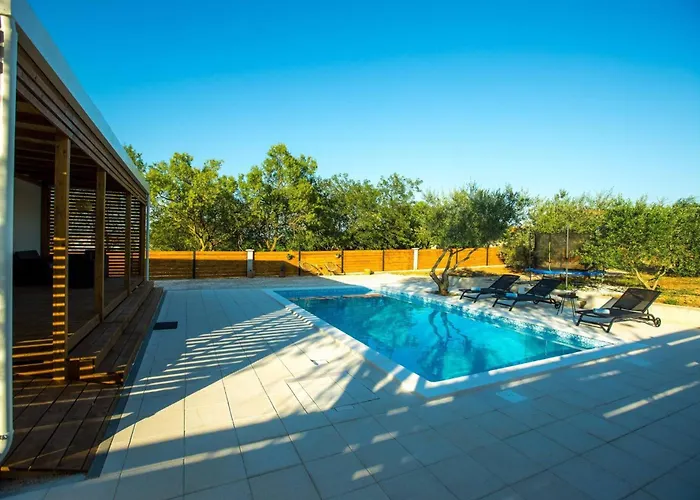My Dalmatia - Relax With Private Pool * Sveti Filip i Jakov