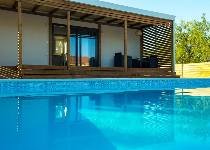 Дом отдыха My Dalmatia - Relax With Private Pool Свети-Филип-и-Яков